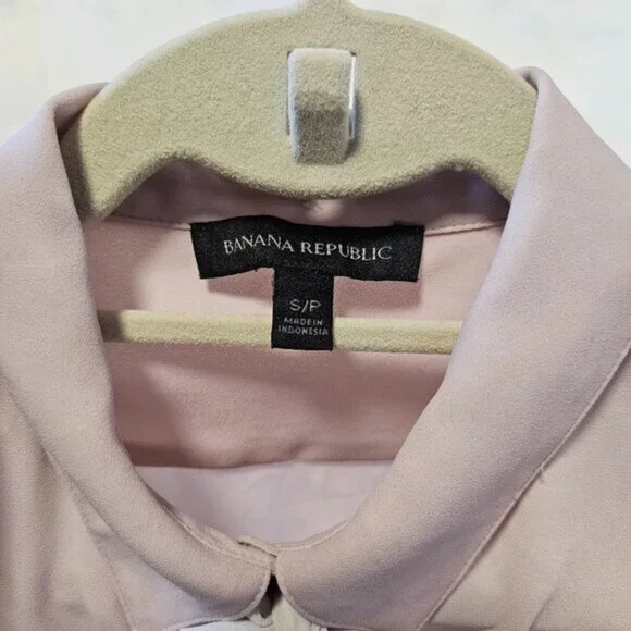 BANANA REPUBLIC Blouse/ top in Soft Pink S with necktie ribbon - Picture 4 of 6